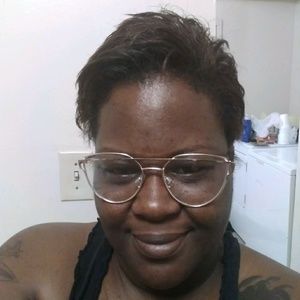 Meet your Posher, Frederica